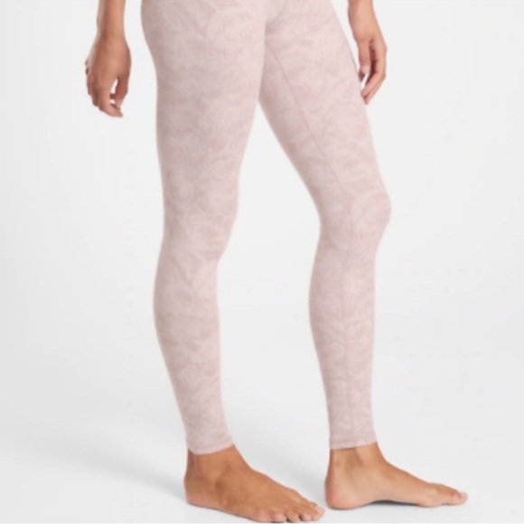 Athleta legging size large - Picture 5 of 13